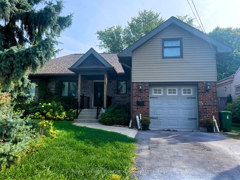 Photo 0 at 15 SCARBOROUGH HEIGHTS Boulevard, Cliffcrest, Toronto