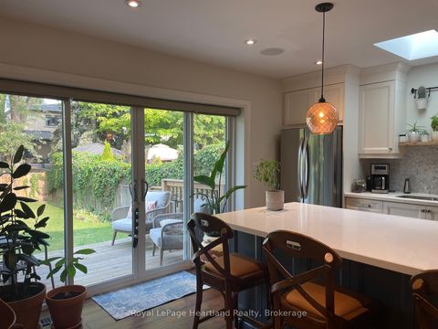 Photo 6 at 15 SCARBOROUGH HEIGHTS Boulevard, Cliffcrest, Toronto