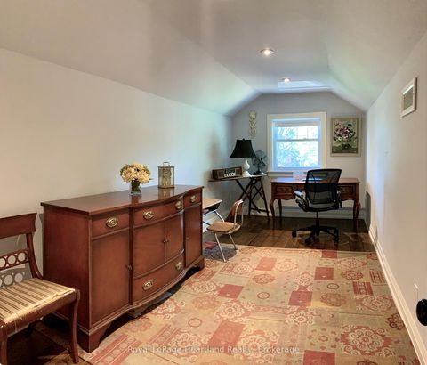 Photo 13 at 15 SCARBOROUGH HEIGHTS Boulevard, Cliffcrest, Toronto