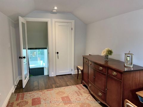 Photo 14 at 15 SCARBOROUGH HEIGHTS Boulevard, Cliffcrest, Toronto