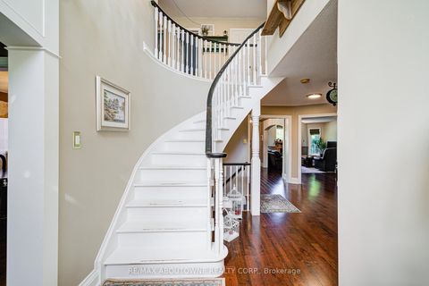 Photo 24 at 2193 Meadowland Drive, RO River Oaks, Oakville