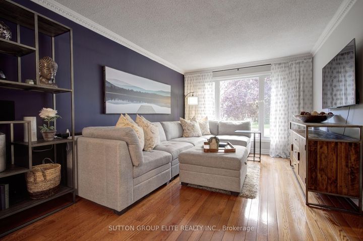 Photo 7 at 411 The Thicket, Lakeview, Mississauga