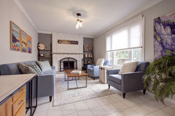 Photo 18 at 411 The Thicket, Lakeview, Mississauga