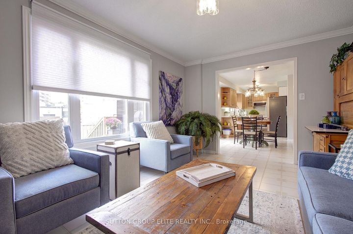 Photo 19 at 411 The Thicket, Lakeview, Mississauga