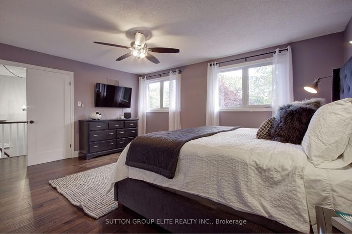 Photo 25 at 411 The Thicket, Lakeview, Mississauga