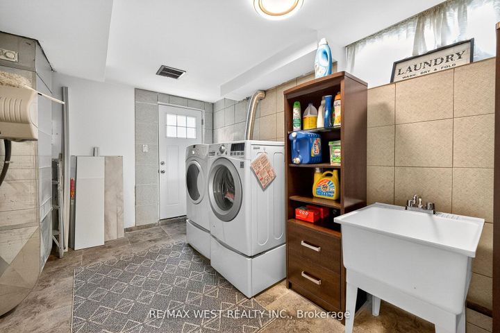 Photo 26 at 54 Barker Avenue, Beaumonde Heights, Toronto