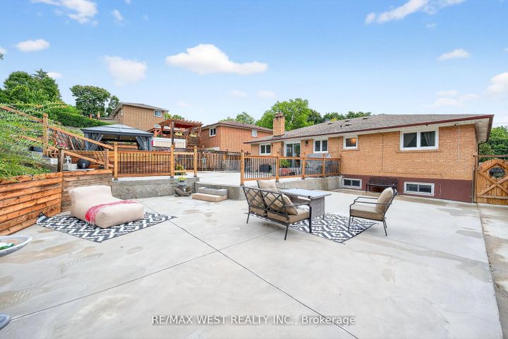 Photo 29 at 54 Barker Avenue, Beaumonde Heights, Toronto