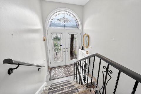 Photo 4 at 54 Barker Avenue, Beaumonde Heights, Toronto