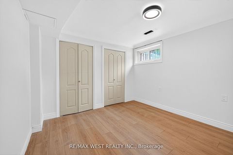 Photo 23 at 54 Barker Avenue, Beaumonde Heights, Toronto