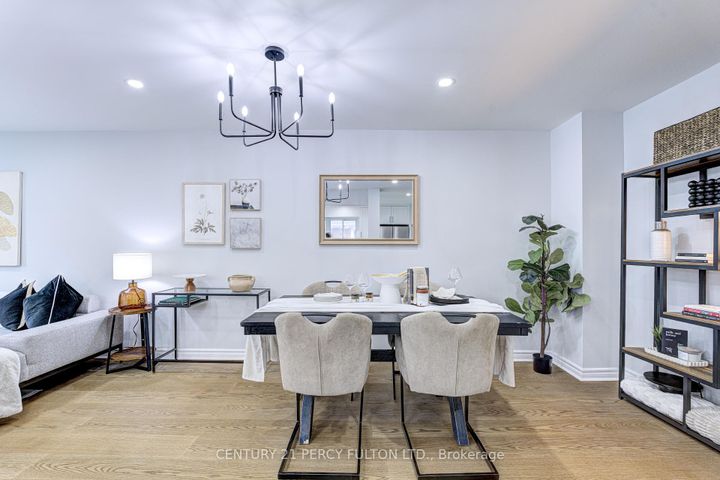 Photo 6 at 7146 Harwick Drive, Malton, Mississauga