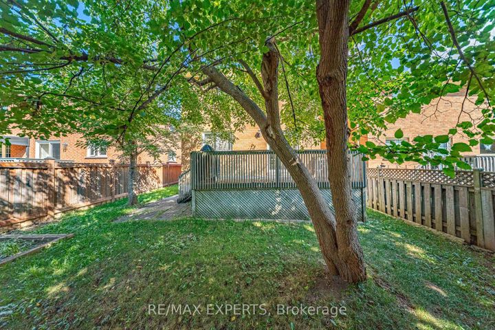 Photo 46 at 47 Velvet Crescent, East Woodbridge, Vaughan