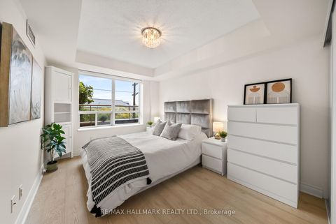 Photo 15 at 309 - 2 Clairtrell Road, Willowdale East, Toronto