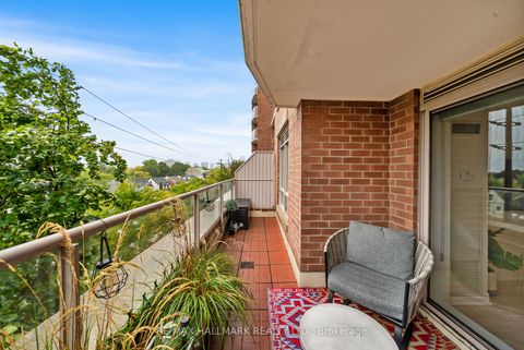 Photo 22 at 309 - 2 Clairtrell Road, Willowdale East, Toronto