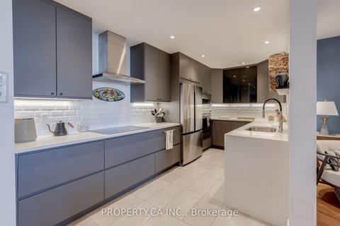 Photo 5 at 1605 - 880 Grandview Way, Willowdale East, Toronto