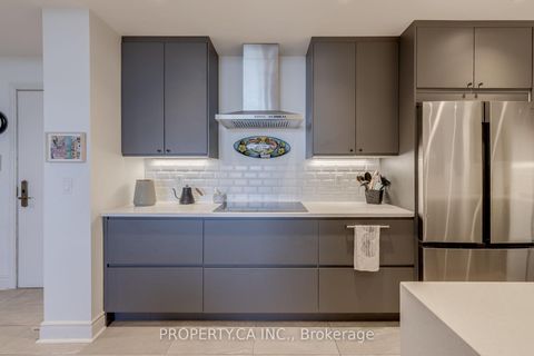 Photo 6 at 1605 - 880 Grandview Way, Willowdale East, Toronto
