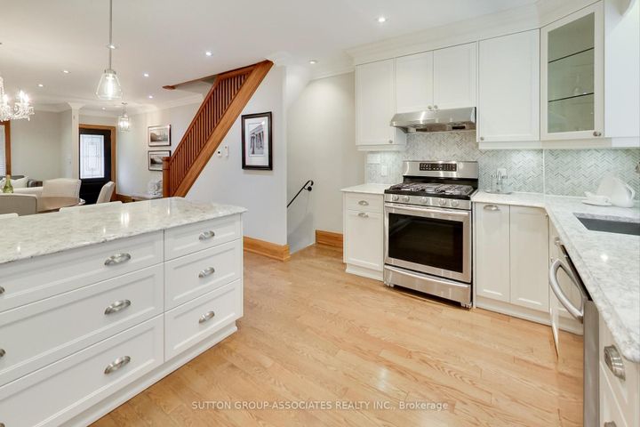 Photo 14 at 163 Maplewood Avenue, Cedarvale, Toronto