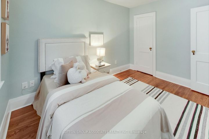 Photo 19 at 163 Maplewood Avenue, Cedarvale, Toronto
