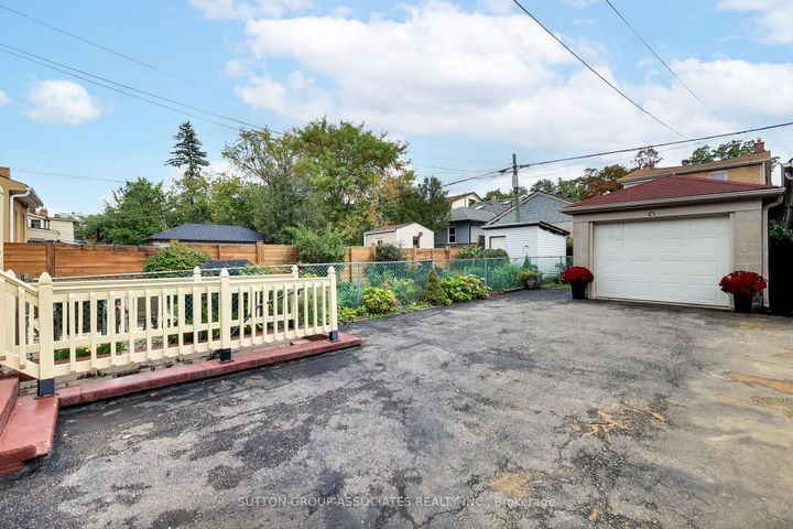 Photo 38 at 163 Maplewood Avenue, Cedarvale, Toronto