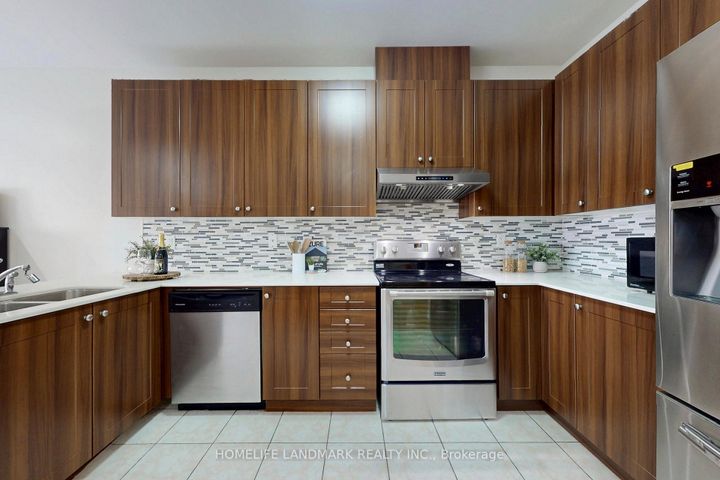 Photo 9 at 123 Fimco Crescent, Greensborough, Markham