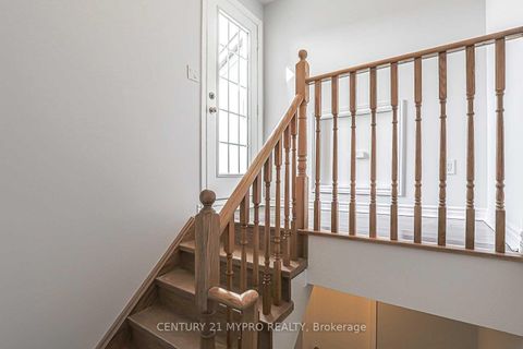 Photo 24 at 3 - 12 Eaton Park Lane, L'Amoreaux, Toronto