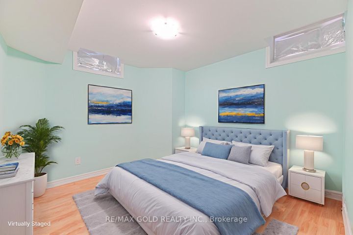 Photo 33 at 420 Sunny Meadow Boulevard, Wellington, Brampton