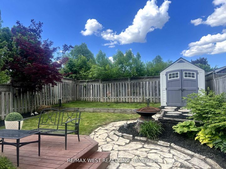 Photo 18 at 30 Tindale Road, Madoc, Brampton