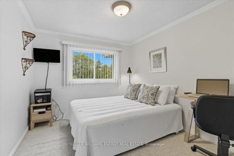 Photo 17 at 183 Bellefontaine Street, L'Amoreaux, Toronto