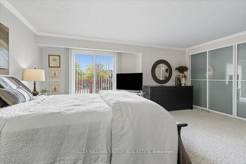 Photo 21 at 183 Bellefontaine Street, L'Amoreaux, Toronto