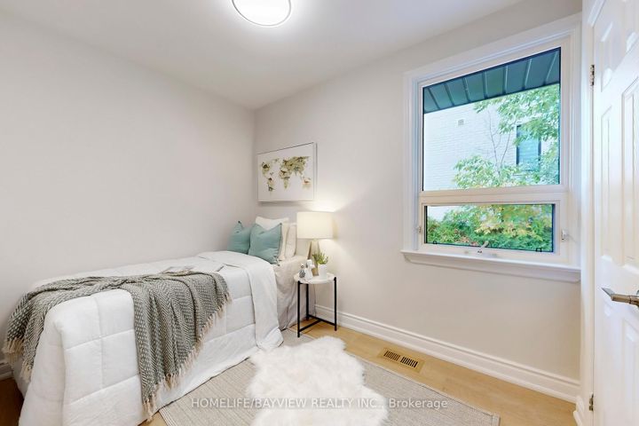 Photo 18 at 313 Churchill Avenue, Willowdale West, Toronto