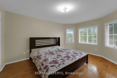 Photo 21 at 20 Decoroso Drive, Sonoma Heights, Vaughan