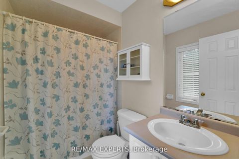 Photo 24 at 20 Decoroso Drive, Sonoma Heights, Vaughan