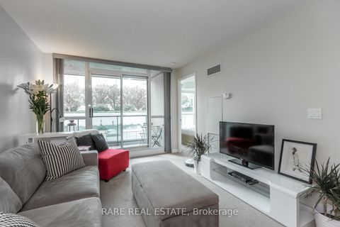Photo 3 at 501 - 12 Yonge Street N, Waterfront Communities C1, Toronto