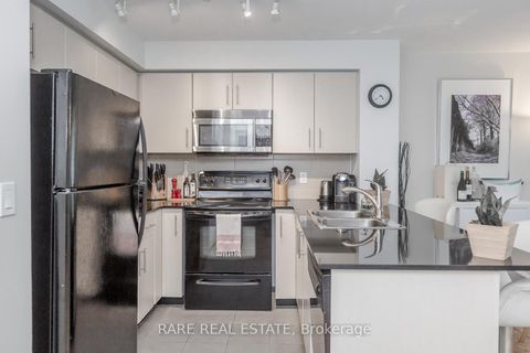 Photo 8 at 501 - 12 Yonge Street N, Waterfront Communities C1, Toronto