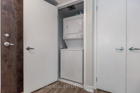 Photo 16 at 501 - 12 Yonge Street N, Waterfront Communities C1, Toronto