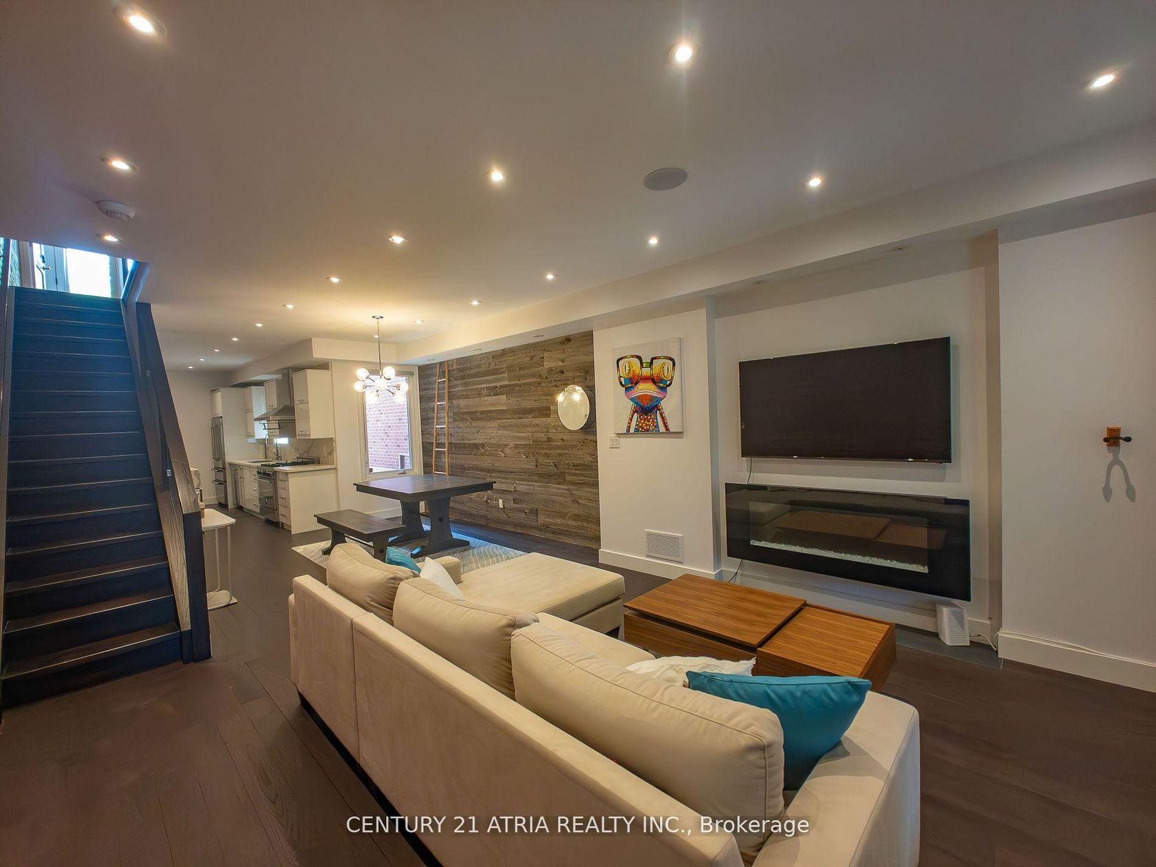 329A Clinton Street, Little Italy, Toronto 