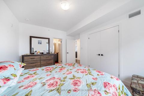 Photo 20 at 312 - 6 Spice Way, Shore, Barrie