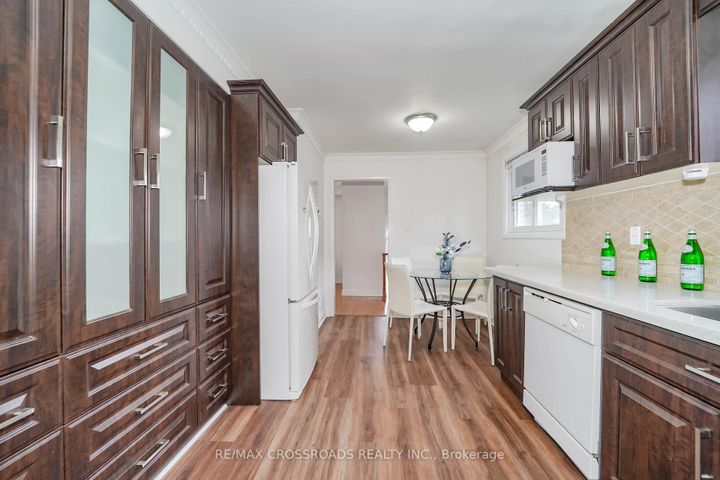 Photo 9 at 8 Topaz Gate, Steeles, Toronto