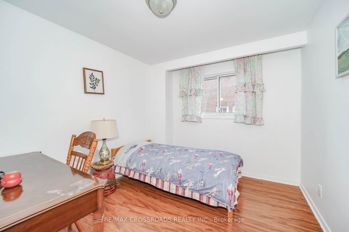 Photo 36 at 8 Topaz Gate, Steeles, Toronto