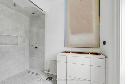Photo 36 at 541 Deloraine Avenue, Nortown, Toronto