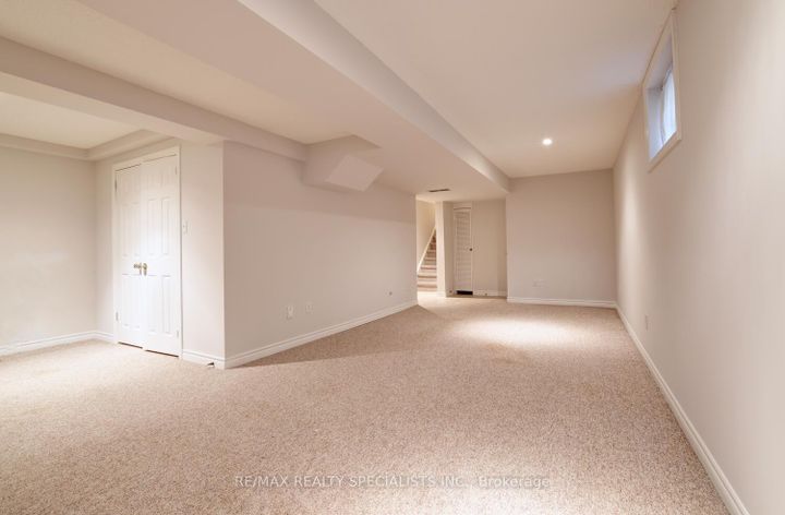 Photo 26 at 3386 Delfi Road, Erin Mills, Mississauga