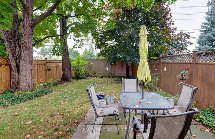 Photo 31 at 3386 Delfi Road, Erin Mills, Mississauga