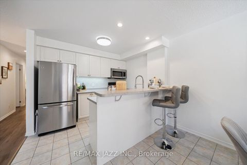 Photo 9 at 205 - 120 Aspen Springs Drive, Bowmanville, Clarington
