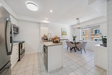 Photo 10 at 205 - 120 Aspen Springs Drive, Bowmanville, Clarington