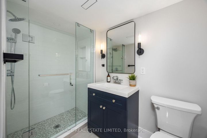 Photo 30 at 865 Windermere Avenue, Bloor West Village, Toronto