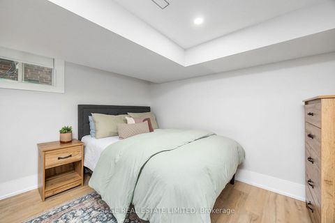 Photo 31 at 865 Windermere Avenue, Bloor West Village, Toronto