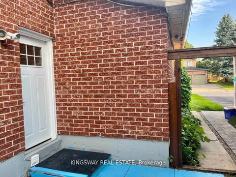 Photo 15 at 325 Salisbury Lane, London, Newmarket