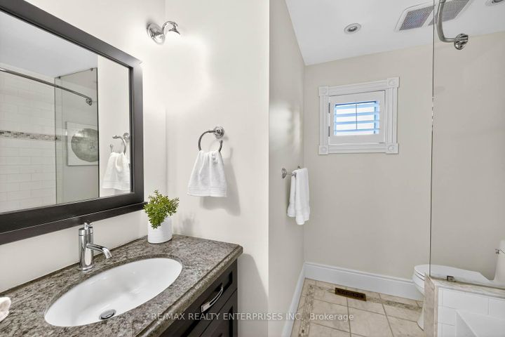 Photo 29 at 336 Oakridge Court, RO River Oaks, Oakville