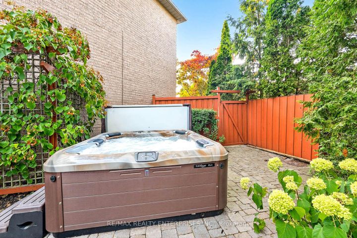 Photo 42 at 336 Oakridge Court, RO River Oaks, Oakville