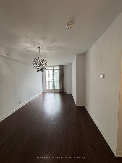 Photo 7 at 807 - 24 Woodstream Boulevard, Vaughan Grove, Vaughan