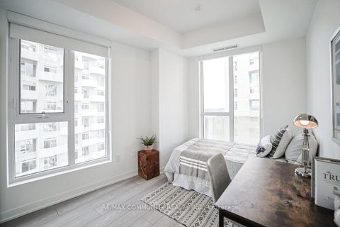 Photo 12 at 2215 - 10 Abeja Street, Concord, Vaughan Photo 12 at 2215 - 10 Abeja Street, Concord, Vaughan